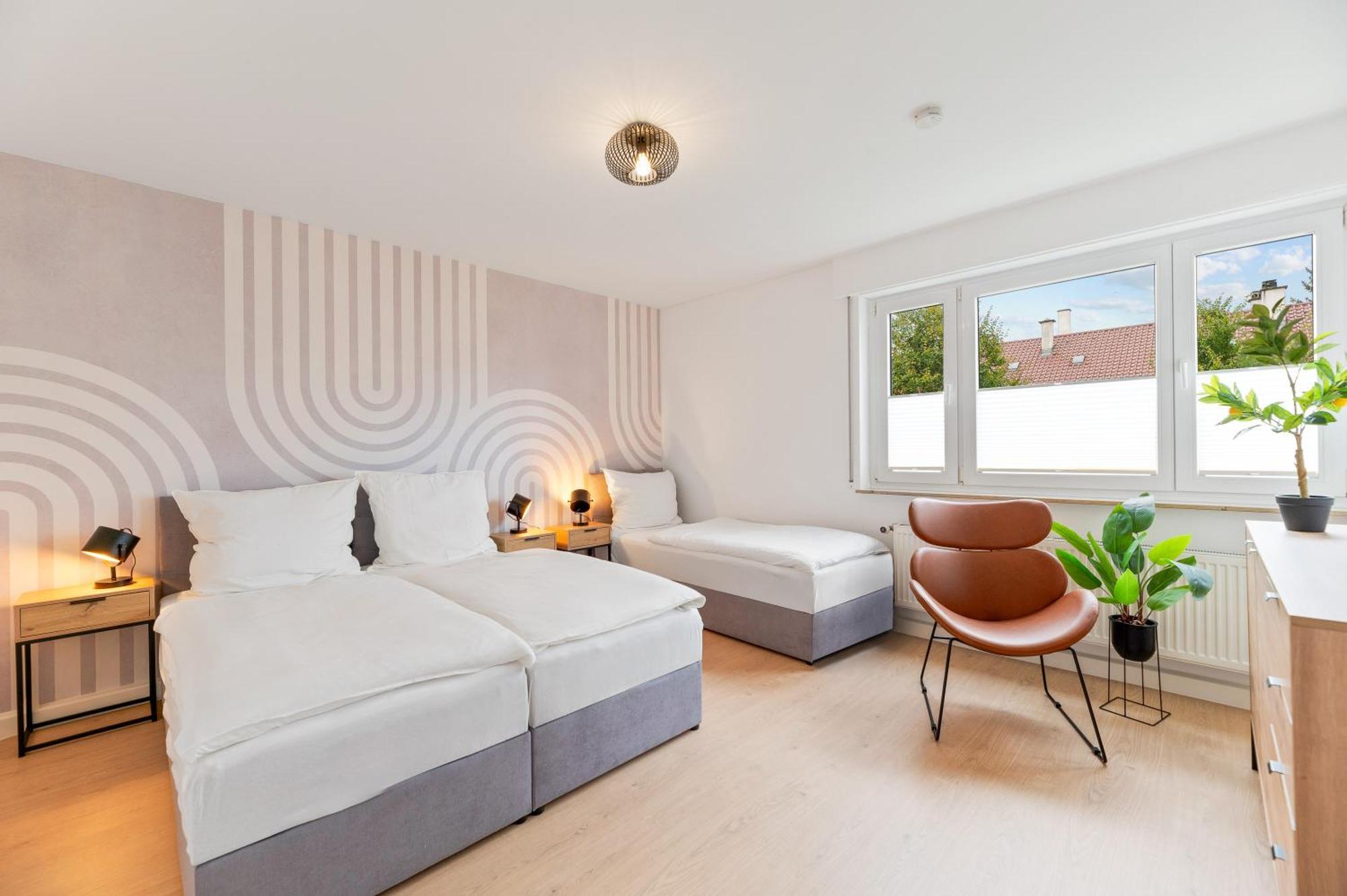Westside Flat - 5Min To Downtown Apartment Ludwigsburg Luaran gambar