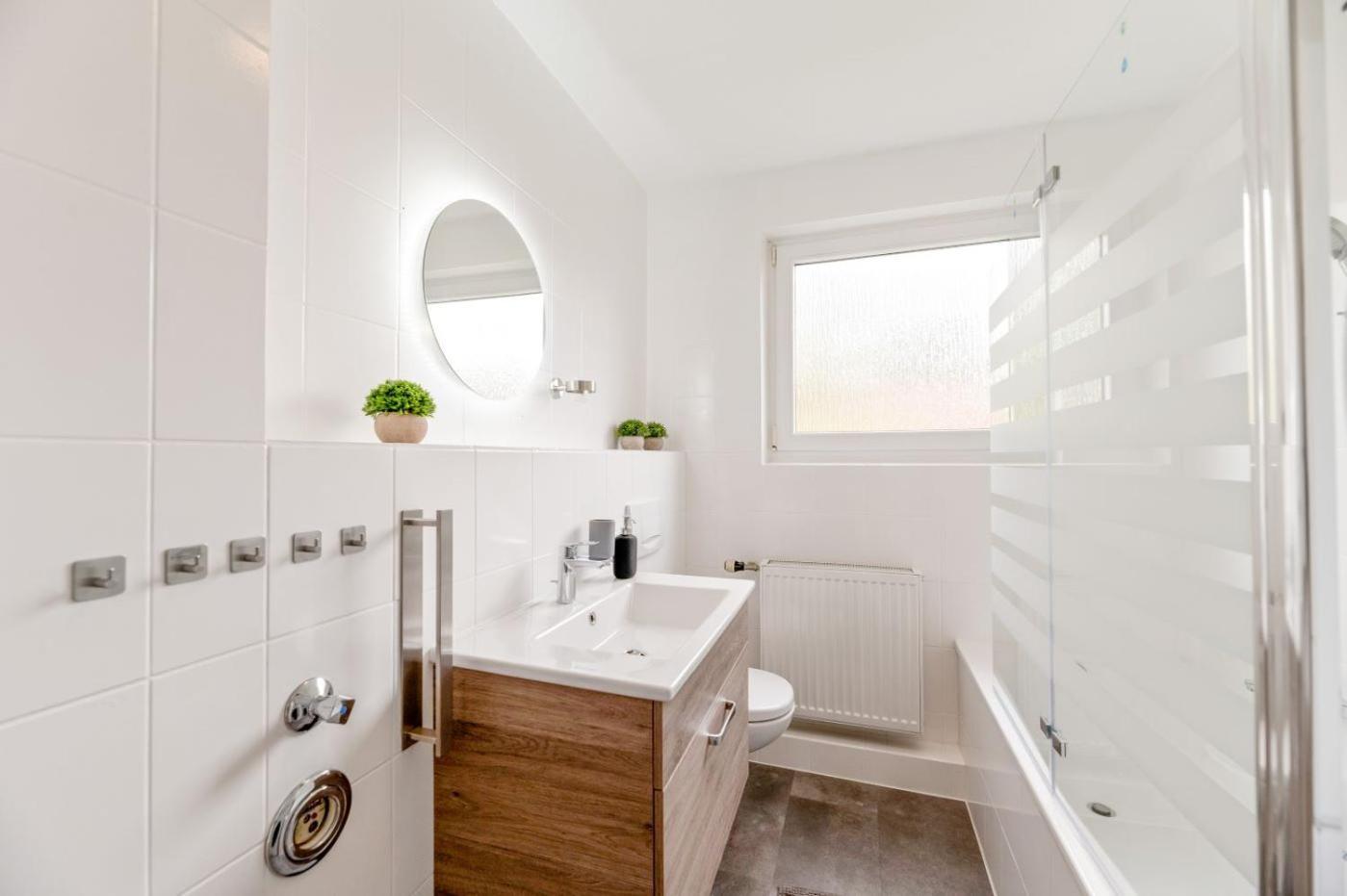 Westside Flat - 5Min To Downtown Apartment Ludwigsburg Luaran gambar