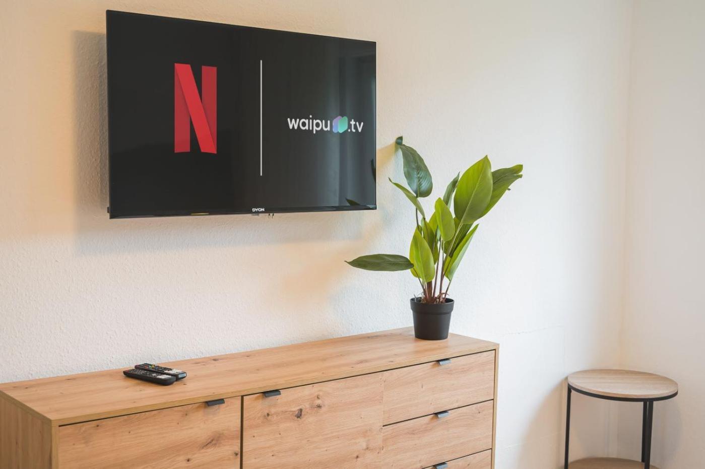 Westside Flat - 5Min To Downtown Apartment Ludwigsburg Luaran gambar